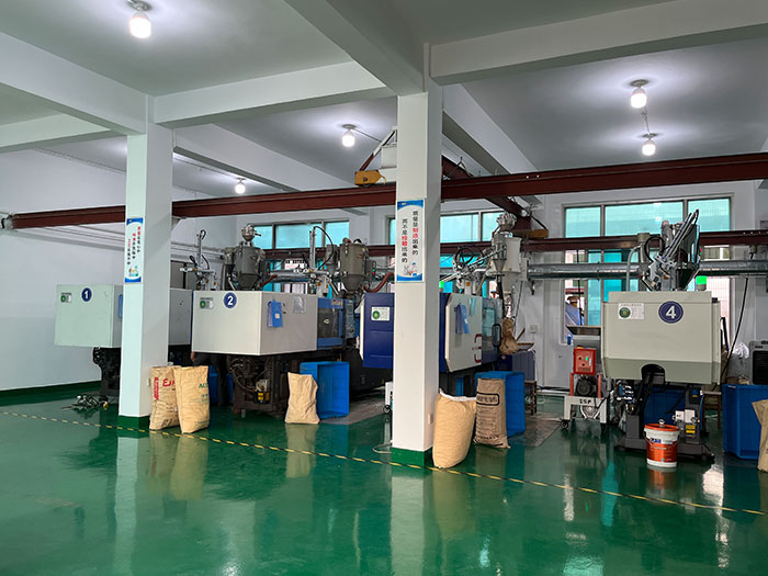 Injection molding machine